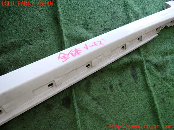 2UPJ-9239601390]アウディ・A4 アバント(8EALT)右サイドステップ 中古_3