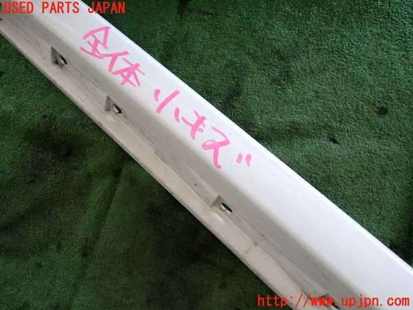 2UPJ-9239601392]アウディ・A4 アバント(8EALT)左サイドステップ 中古_3