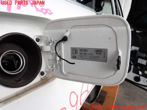 2UPJ-9239601690]アウディ・A4 アバント(8EALT)フューエルリッド 中古_2