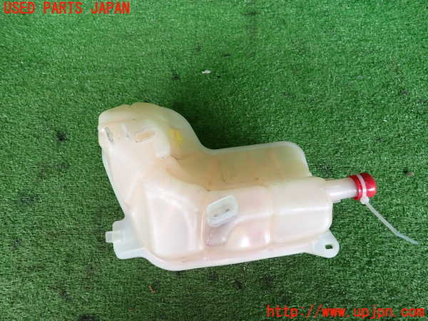 2UPJ-9239602410]アウディ・A4 アバント(8EALT)ラジエータータンク 中古_4