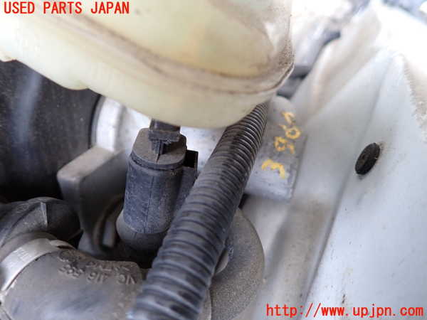 2UPJ-9239604050]アウディ・A4 アバント(8EALT)ブレーキマスターシリンダー 中古_2