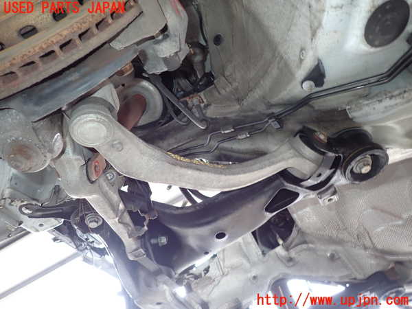 2UPJ-9239605320]アウディ・A4 アバント(8EALT)左フロントテンションロッド 中古_2