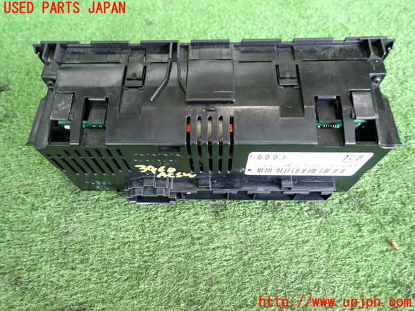 2UPJ-9239606066]アウディ・A4 アバント(8EALT)エアコンスイッチ1 中古_2