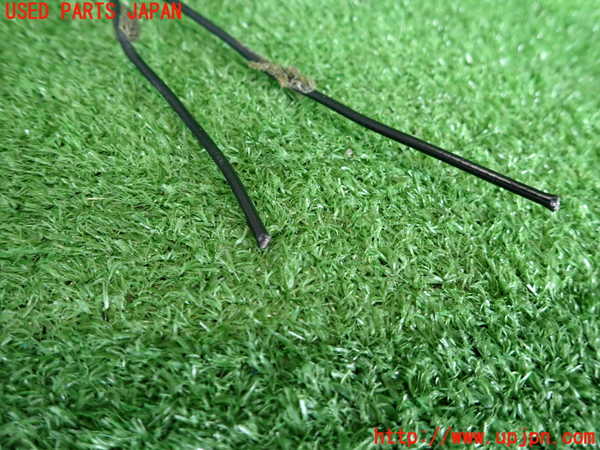 2UPJ-9239606550]アウディ・A4 アバント(8EALT)アンテナ (ジャンク品) 中古_2