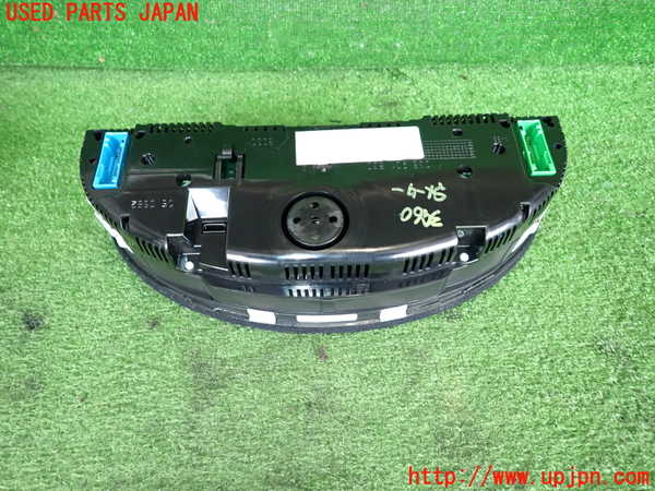 2UPJ-9239606170]アウディ・A4 アバント(8EALT)スピードメーター 中古_2