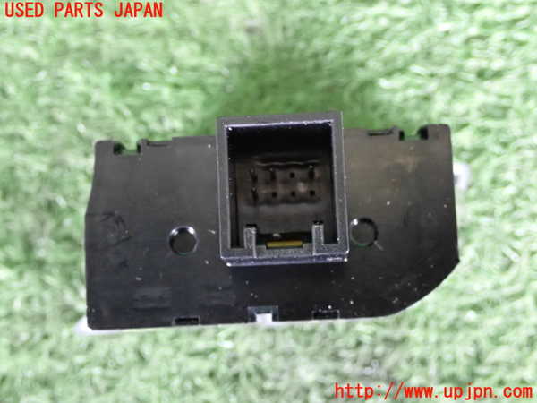 2UPJ-9239606306]アウディ・A4 アバント(8EALT)スイッチ1 中古_3