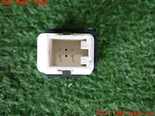 2UPJ-9239606307]アウディ・A4 アバント(8EALT)スイッチ2 中古_3