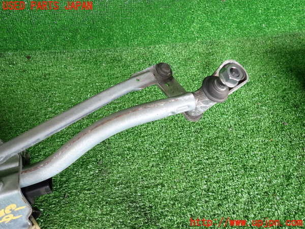 2UPJ-9239606770]アウディ・A4 アバント(8EALT)フロントワイパーモーター 中古_4