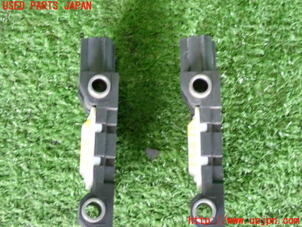 2UPJ-9239606356]アウディ・A4 アバント(8EALT)エアバッグセンサー1 中古_2