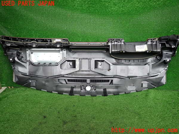 2UPJ-9239607505]アウディ・A4 アバント(8EALT)ダッシュボード 中古_5