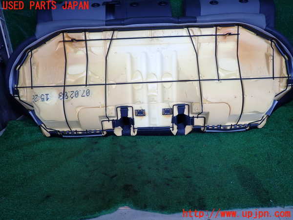 2UPJ-9239607385]アウディ・A4 アバント(8EALT)リアシート 中古_3