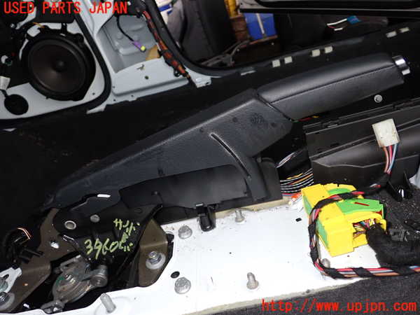 2UPJ-9239607550]アウディ・A4 アバント(8EALT)サイドブレーキレバー 中古_2