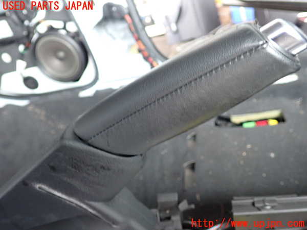 2UPJ-9239607550]アウディ・A4 アバント(8EALT)サイドブレーキレバー 中古_4