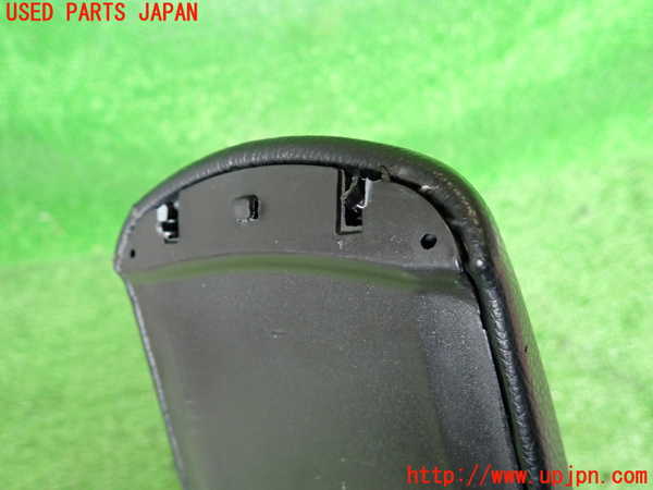 2UPJ-9239607549]アウディ・A4 アバント(8EALT)コンソール (ジャンク品) 中古_5