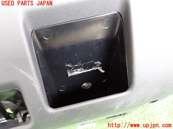 2UPJ-9239607841]アウディ・A4 アバント(8EALT)小物入れ1 中古_2