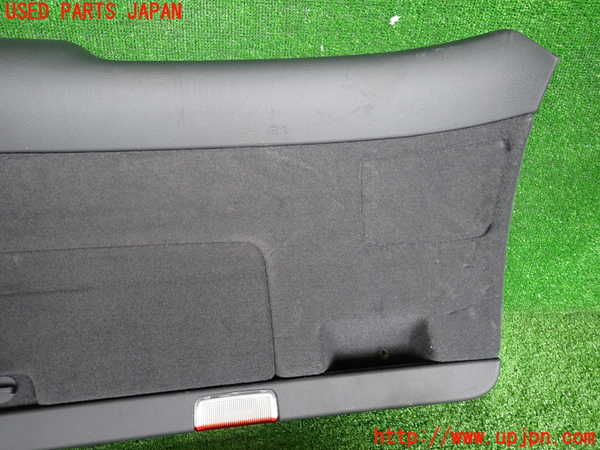 2UPJ-9239601578]アウディ・A4 アバント(8EALT)バックドア内張り 中古_3