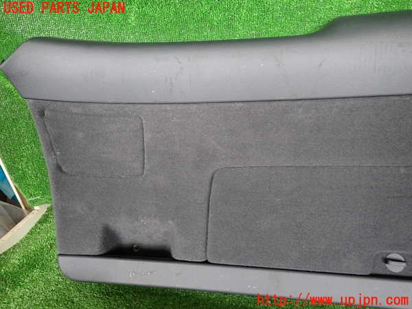 2UPJ-9239601578]アウディ・A4 アバント(8EALT)バックドア内張り 中古_4