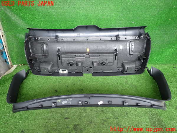 2UPJ-9239601578]アウディ・A4 アバント(8EALT)バックドア内張り 中古_5