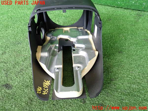 2UPJ-9239607905]アウディ・A4 アバント(8EALT)コラムカバー 中古_3