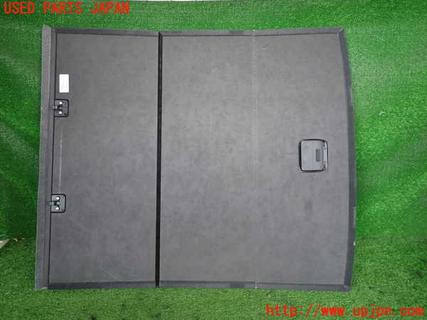 2UPJ-9239607771]アウディ・A4 アバント(8EALT)ラゲッジトレイ1 中古_2