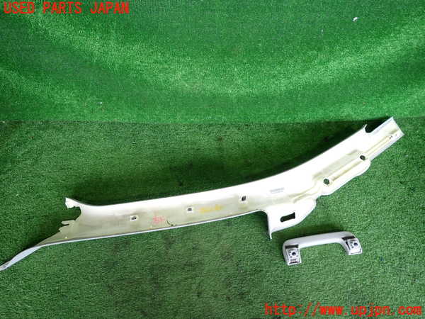 2UPJ-9239607655]アウディ・A4 アバント(8EALT)右フロントピラートリム 中古_5