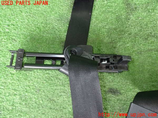 2UPJ-9239607045]アウディ・A4 アバント(8EALT)運転席シートベルト 中古_2