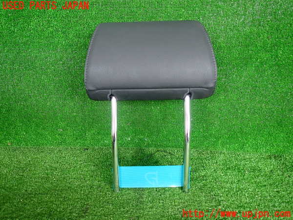 2UPJ-9239607040]アウディ・A4 アバント(8EALT)運転席ヘッドレスト 中古_2