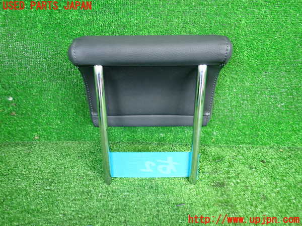 2UPJ-9239607150]アウディ・A4 アバント(8EALT)右2列目ヘッドレスト 中古_2