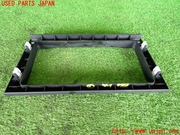 2UPJ-9239607691]アウディ・A4 アバント(8EALT)内装トリム類1 中古_2