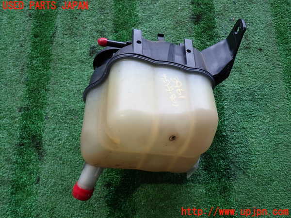 2UPJ-9239612410]エクスプローラー(1FMHK9)ラジエータータンク 中古_2