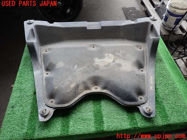 2UPJ-9239612170]エクスプローラー(1FMHK9)エンジンアンダーカバー 中古_2