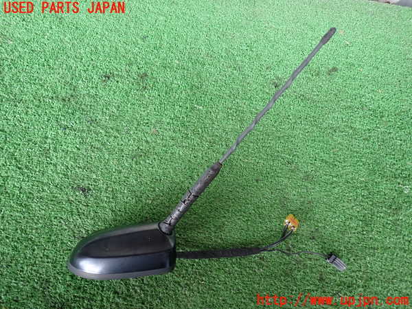 2UPJ-9239616550]エクスプローラー(1FMHK9)アンテナ (ジャンク品) 中古_2