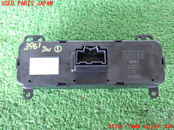 2UPJ-9239616306]エクスプローラー(1FMHK9)スイッチ1 (シート) 中古_2