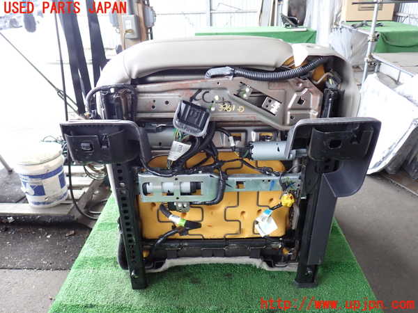 2UPJ-9239617035]エクスプローラー(1FMHK9)運転席シート 中古_5