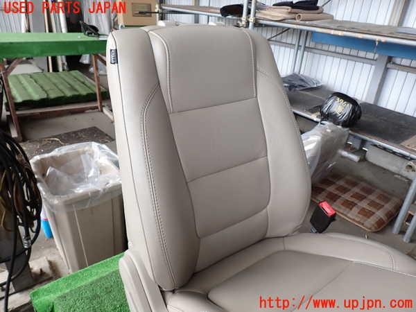 2UPJ-9239617065]エクスプローラー(1FMHK9)助手席シート 中古_3