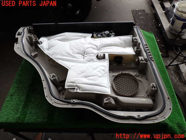2UPJ-9239611294]エクスプローラー(1FMHK9)右後ドア内張り 中古_5