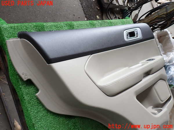 2UPJ-9239611324]エクスプローラー(1FMHK9)左後ドア内張り 中古_3