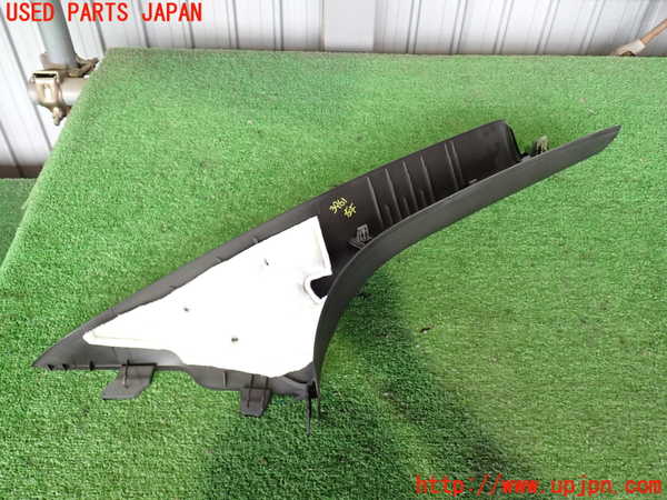 2UPJ-9239617660]エクスプローラー(1FMHK9)左フロントピラートリム 中古_4
