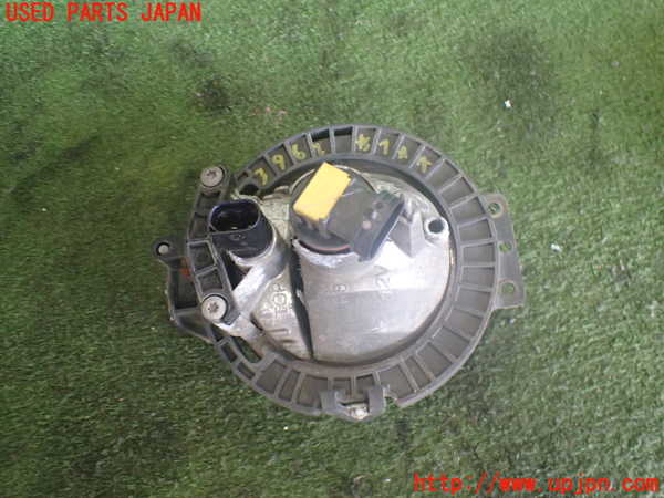 2UPJ-9239621182]BMW ミニ(MINI)クーパー クラブマン(ML16)左フォグ 中古_2