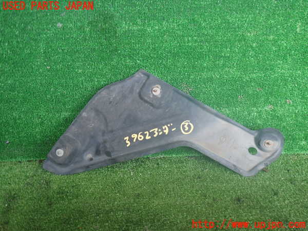 2UPJ-9239621723]BMW ミニ(MINI)クーパー クラブマン(ML16)アンダーカバー3 中古_2