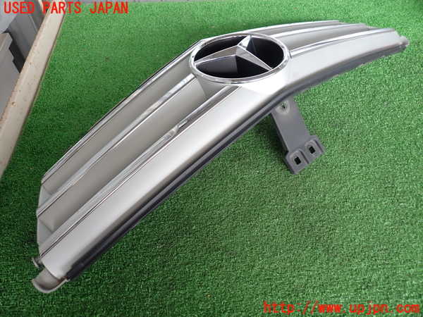2UPJ-9239631050]ベンツ C200 コンプレッサー ステーションワゴン S204(204241)ラジエターグリル 中古_2