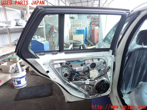 2UPJ-9239631320]ベンツ C200 コンプレッサー ステーションワゴン S204(204241)左後ドア 中古 AGC M25 43R-00049_5