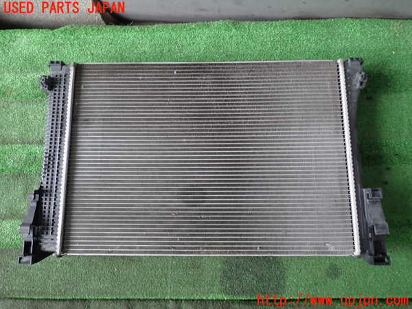 2UPJ-9239632321]ベンツ C200 コンプレッサー ステーションワゴン S204(204241)ラジエーター1 中古_2