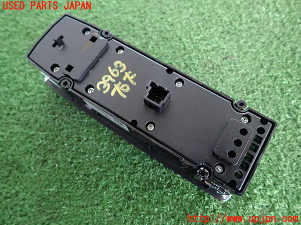 2UPJ-9239636240]ベンツ C200 コンプレッサー ステーションワゴン S204(204241)右前パワーウィンドウスイッチ 中古_2