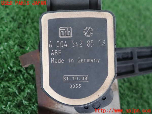 2UPJ-9239636382]ベンツ C200 コンプレッサー ステーションワゴン S204(204241)センサー2 中古_3