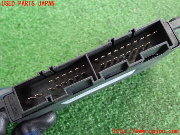2UPJ-9239636115]ベンツ C200 コンプレッサー ステーションワゴン S204(204241)ミッションコンピューター 中古_4