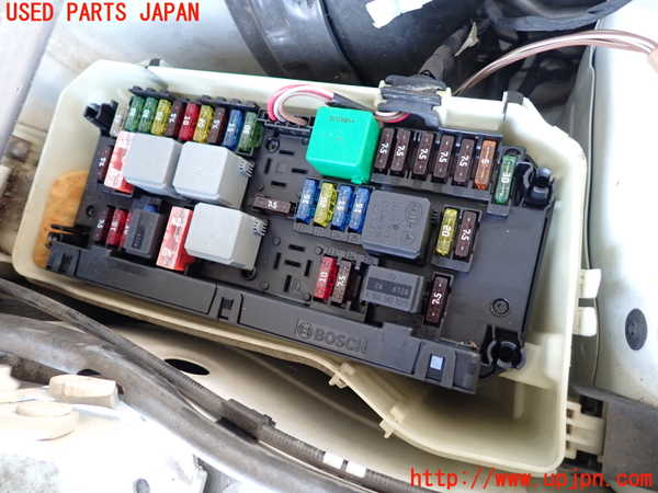 2UPJ-9239636742]ベンツ C200 コンプレッサー ステーションワゴン S204(204241)ヒューズボックス2(EGルーム内運転席側) 中古_2