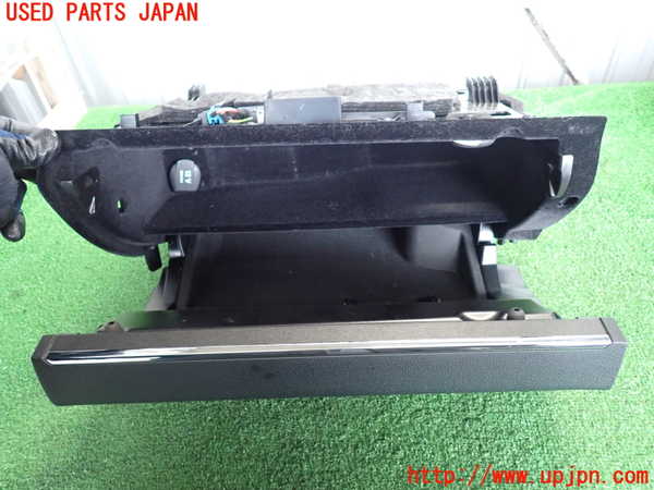 2UPJ-9239637516]ベンツ C200 コンプレッサー ステーションワゴン S204(204241)グローブボックス1 中古_2