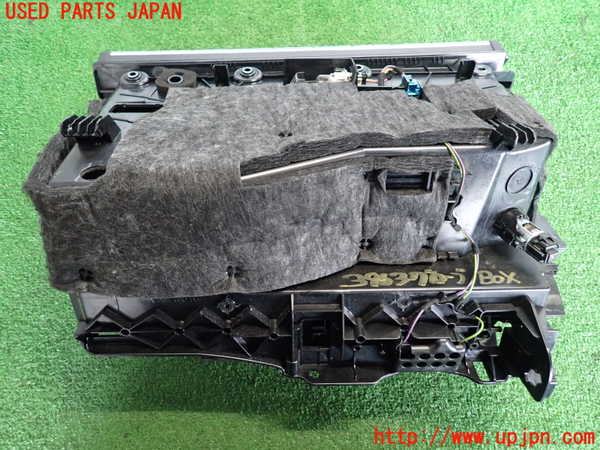 2UPJ-9239637516]ベンツ C200 コンプレッサー ステーションワゴン S204(204241)グローブボックス1 中古_3