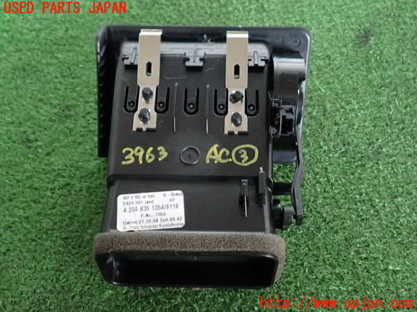 2UPJ-9239637528]ベンツ C200 コンプレッサー ステーションワゴン S204(204241)エアコン吹き出し口3(左) 中古_2